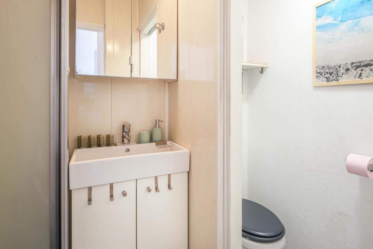 Studio Briva - Welkeys Бандоль Экстерьер фото